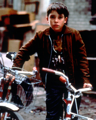 Maximine Collin in the movie "L&eacute;olo."