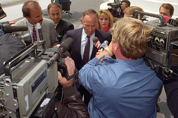 Former Los Angeles Police Chief Daryl F. Gates arrives at federal courthouse.