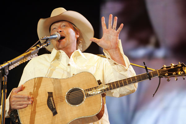 Alan Jackson at the inaugural Stagecoach.
