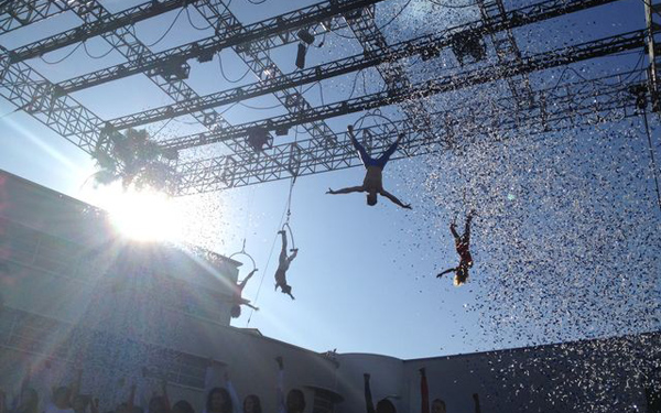 Dancers at Baldwin Hills Crenshaw Plaza.